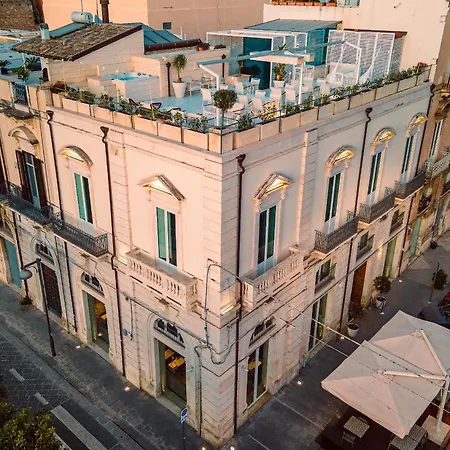 Caportigia Boutique סירקוזה